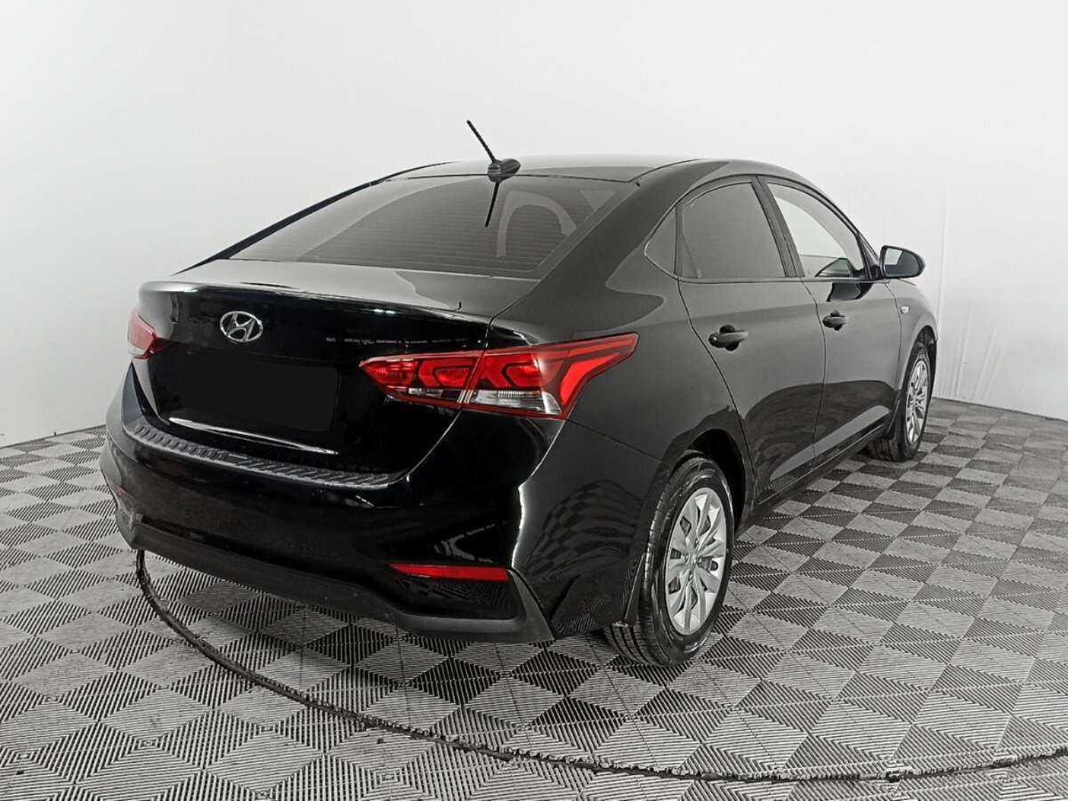 Купить Hyundai Solaris с пробегом. Фото: #4