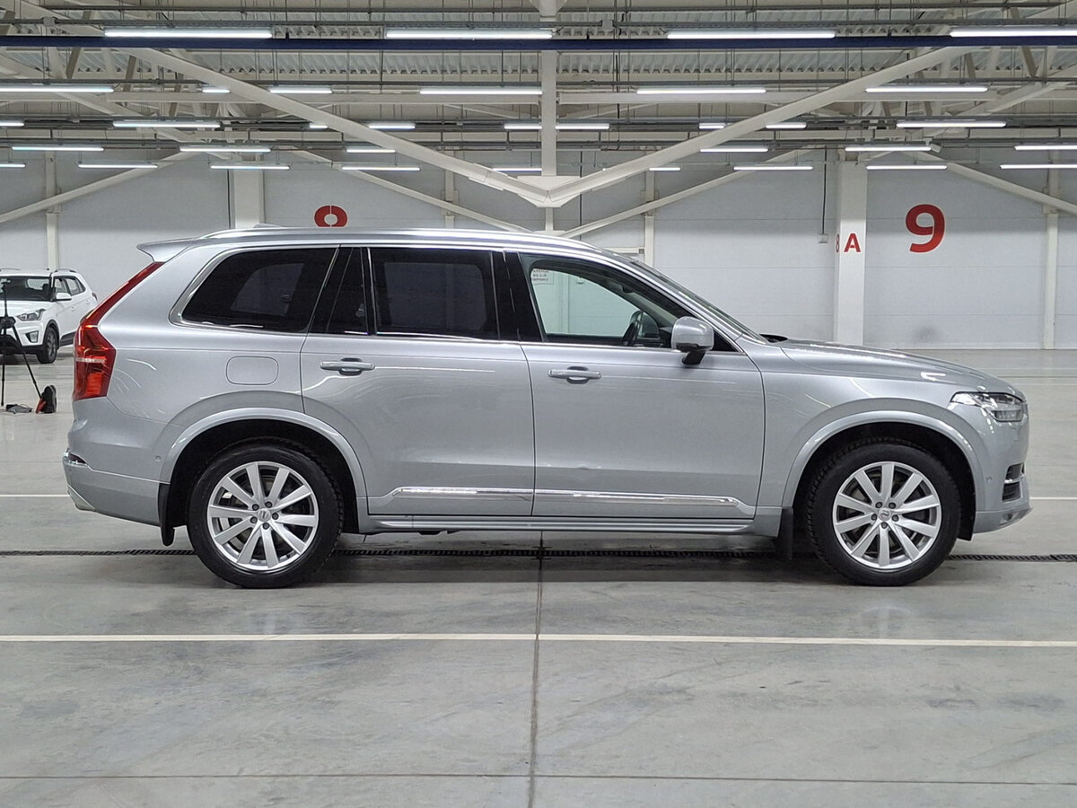 Купить Volvo XC90 с пробегом. Фото: #3