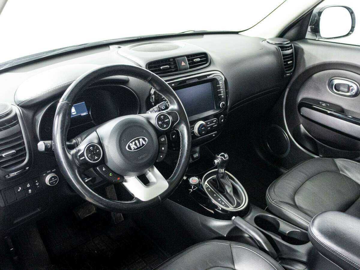 Купить Kia Soul с пробегом. Фото: #10