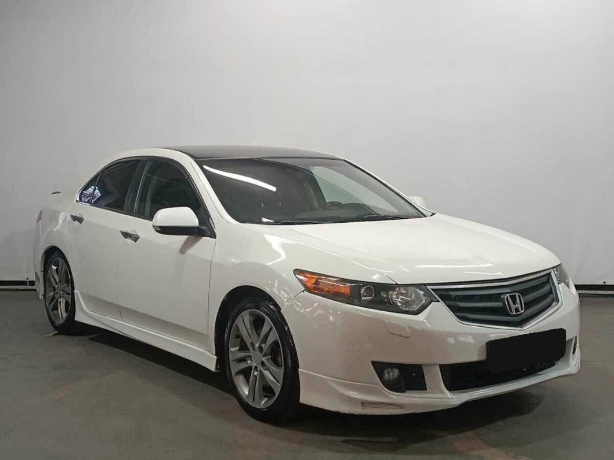 Купить Honda Accord с пробегом. Фото: #2