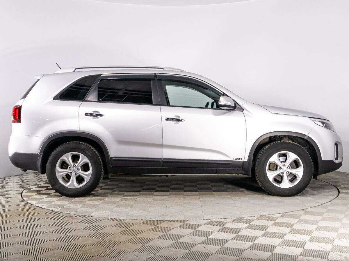 Купить Kia Sorento с пробегом. Фото: #3