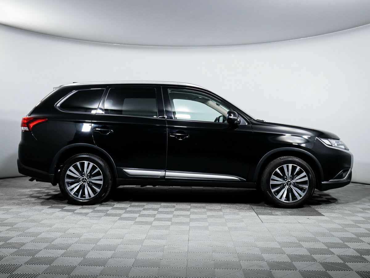 Купить Mitsubishi Outlander с пробегом. Фото: #3