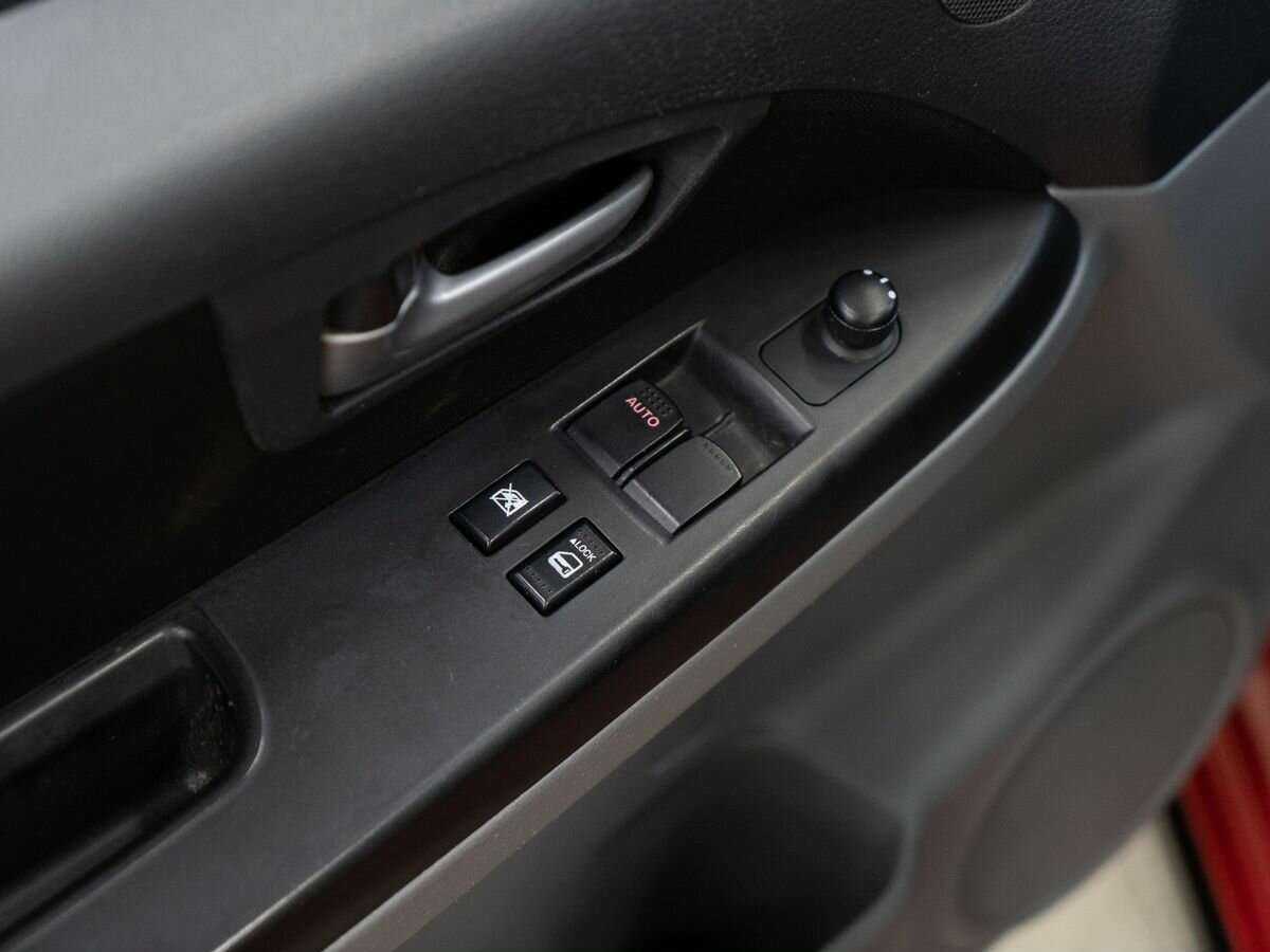 Купить Suzuki SX4 с пробегом. Фото: #13