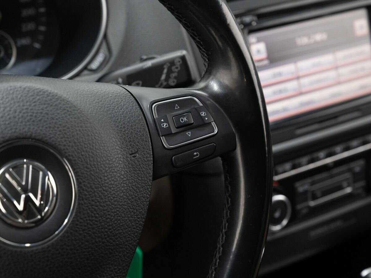 Купить Volkswagen Golf с пробегом. Фото: #13