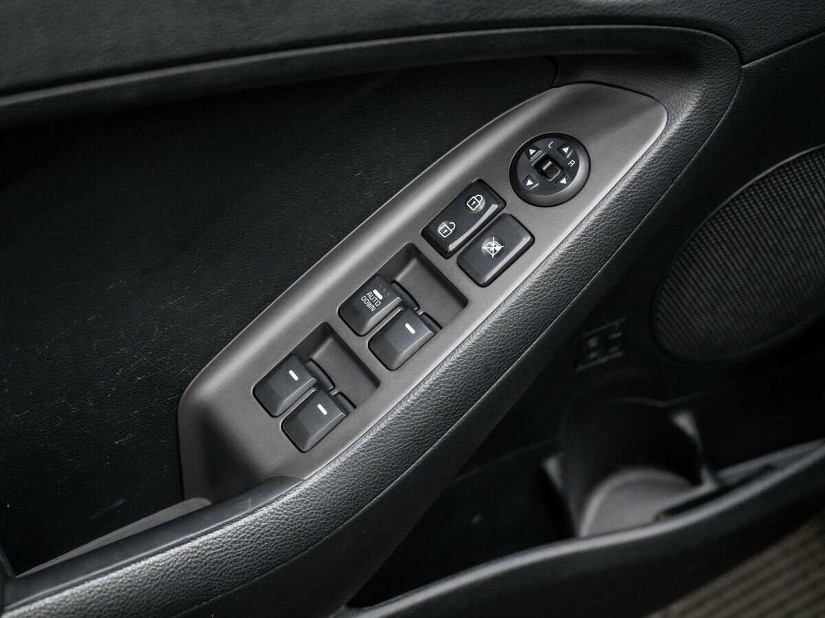 Купить Kia Cerato с пробегом. Фото: #14