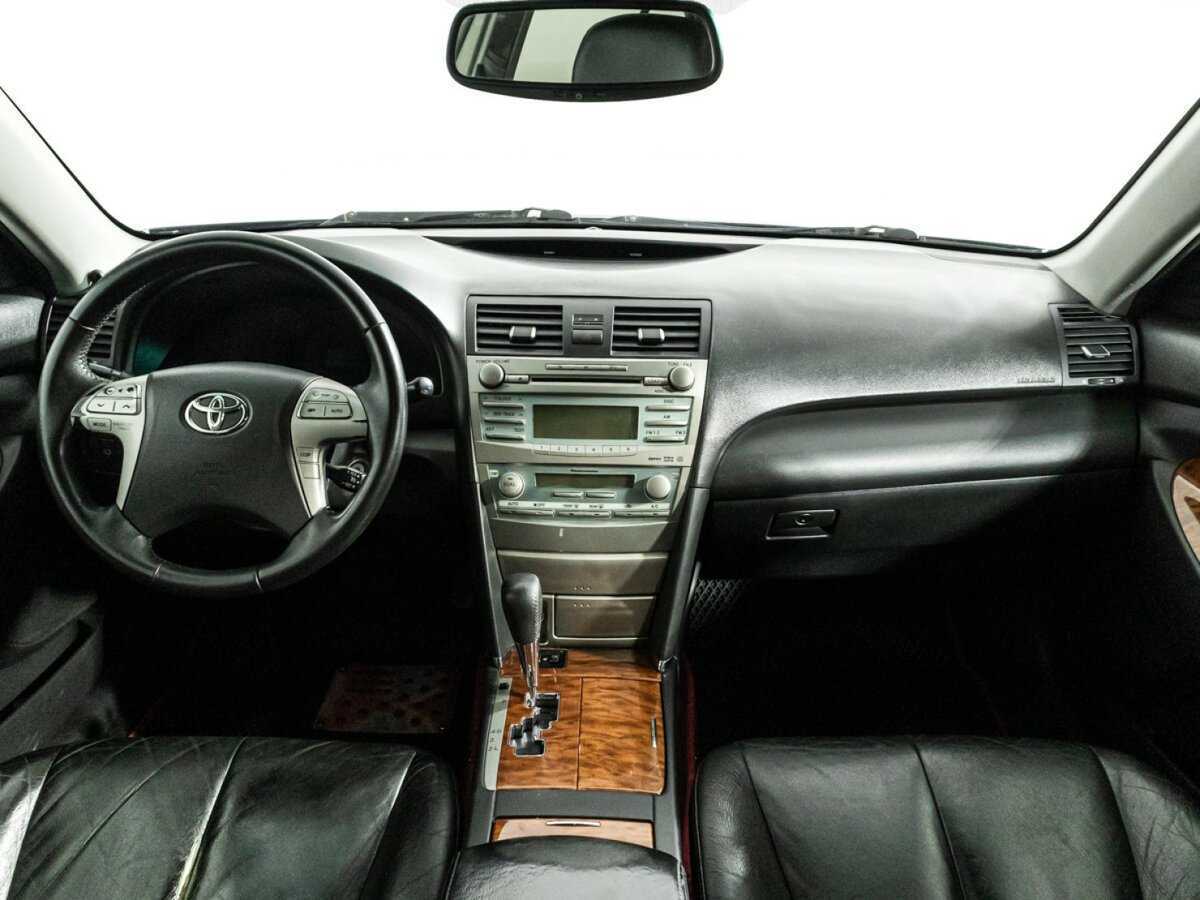 Купить Toyota Camry с пробегом. Фото: #12