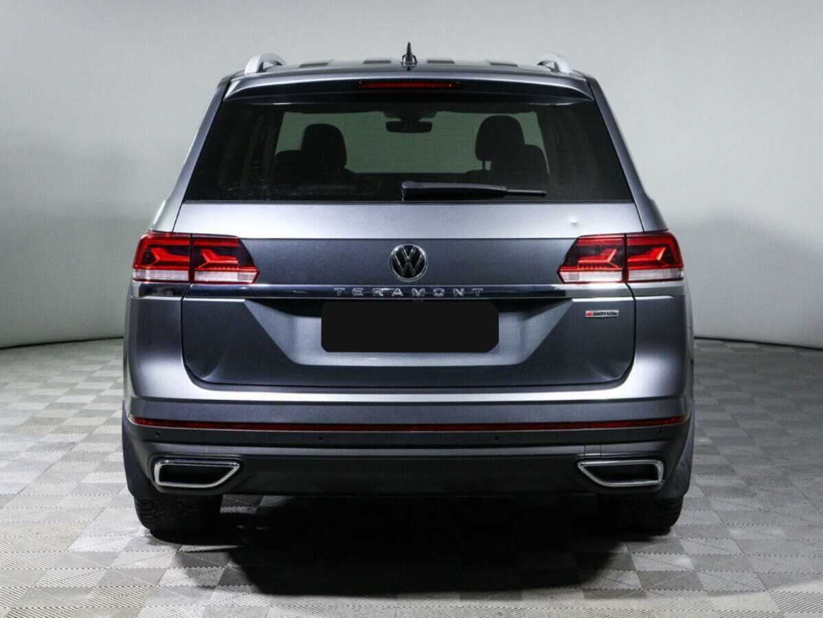 Купить Volkswagen Teramont с пробегом. Фото: #4