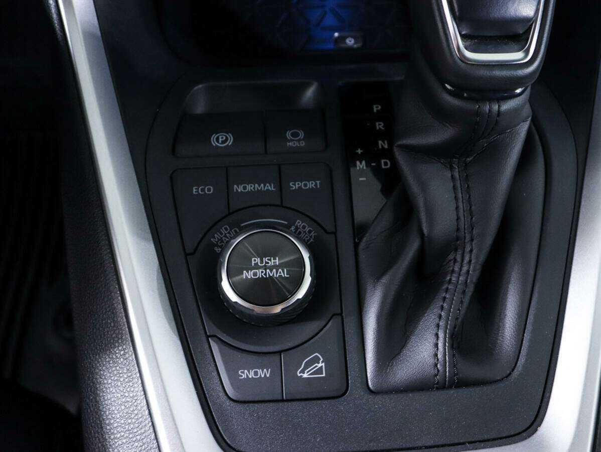 Купить Toyota RAV4 с пробегом. Фото: #18