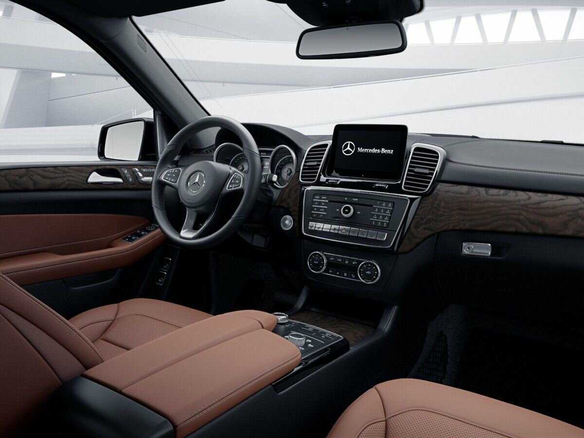 Купить Mercedes-Benz GLS с пробегом. Фото: #7