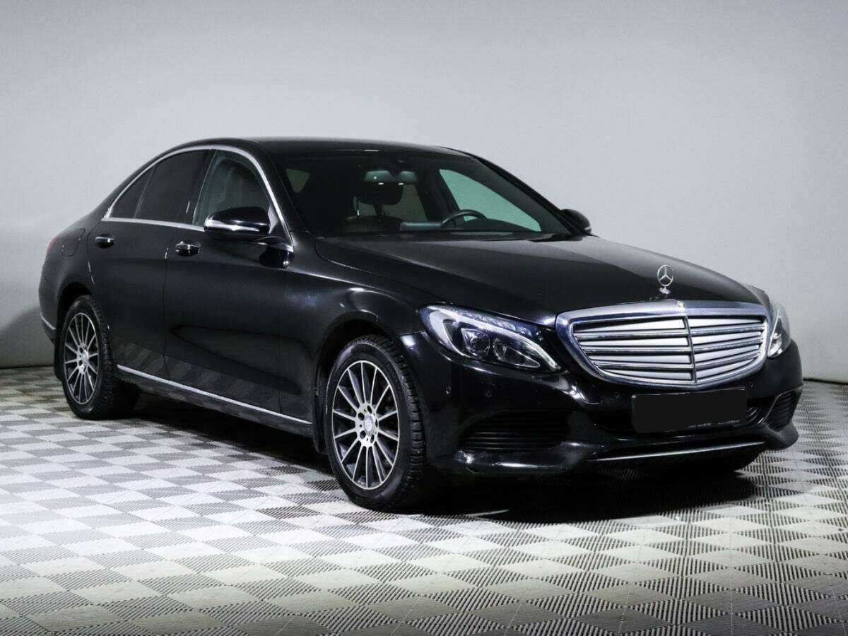 Купить Mercedes-Benz C-Класс с пробегом. Фото: #2
