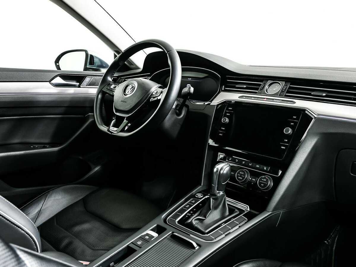 Купить Volkswagen Arteon с пробегом. Фото: #5