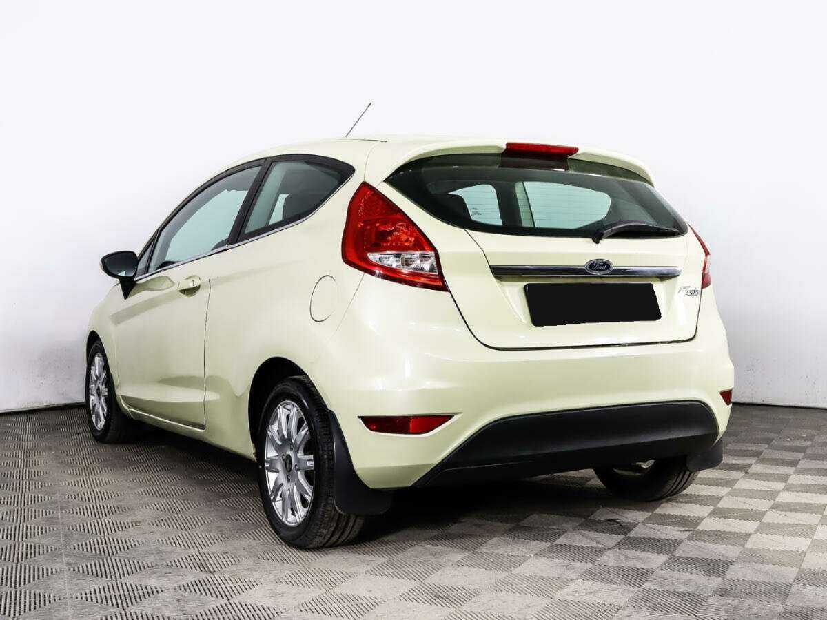Купить Ford Fiesta с пробегом. Фото: #5