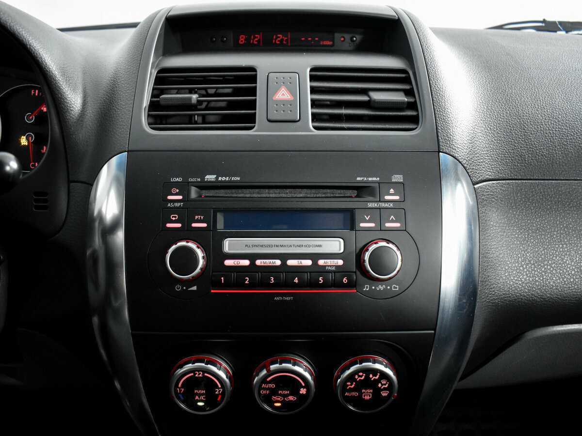 Купить Suzuki SX4 с пробегом. Фото: #13