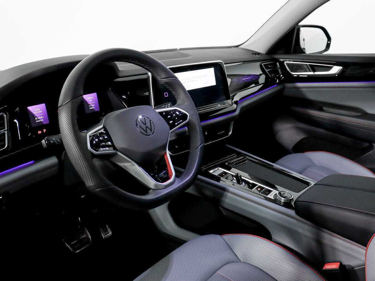 Купить Volkswagen Teramont с пробегом. Фото: #8
