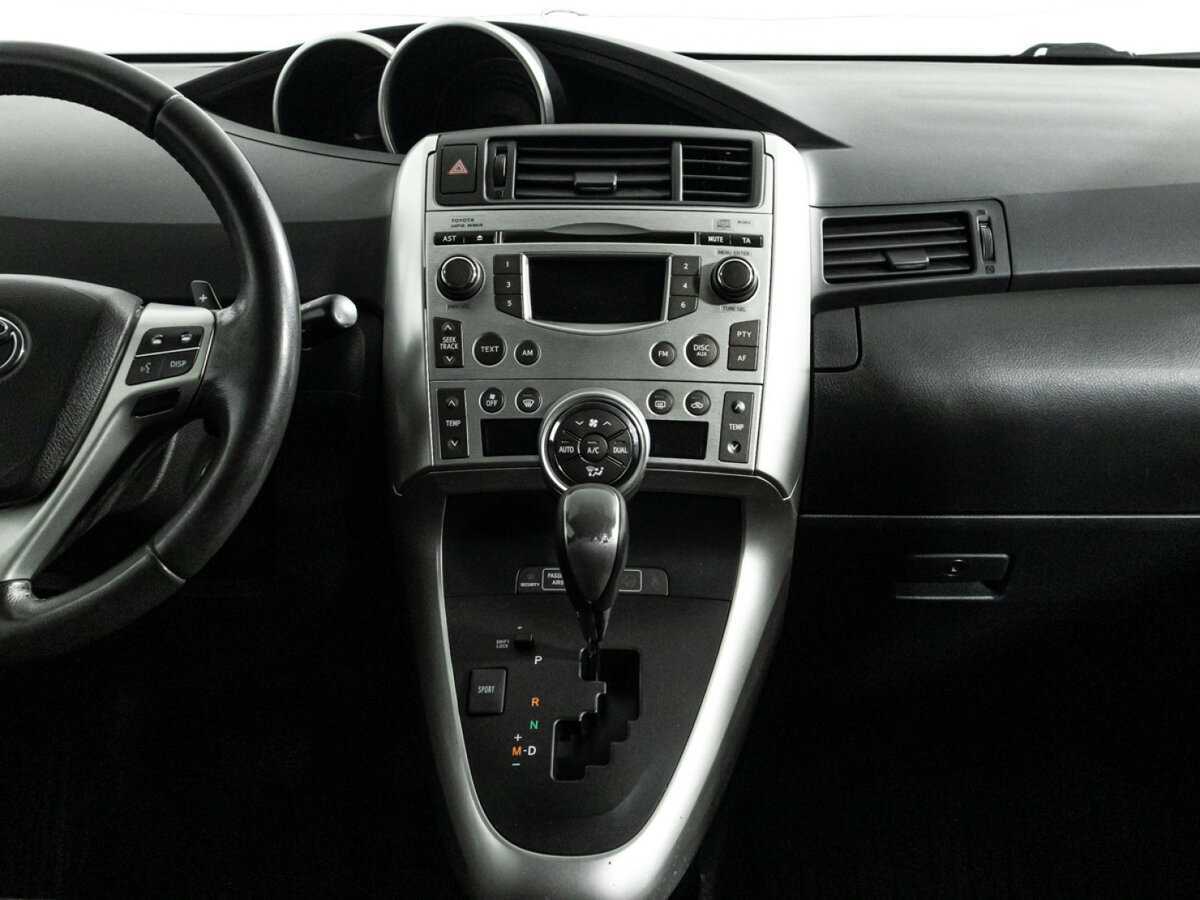 Купить Toyota Verso с пробегом. Фото: #10