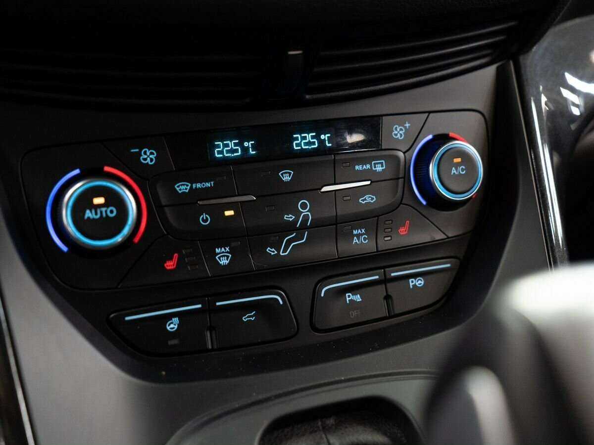 Купить Ford Kuga с пробегом. Фото: #11