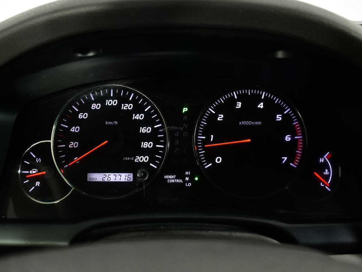 Купить Toyota Land Cruiser Prado с пробегом. Фото: #10