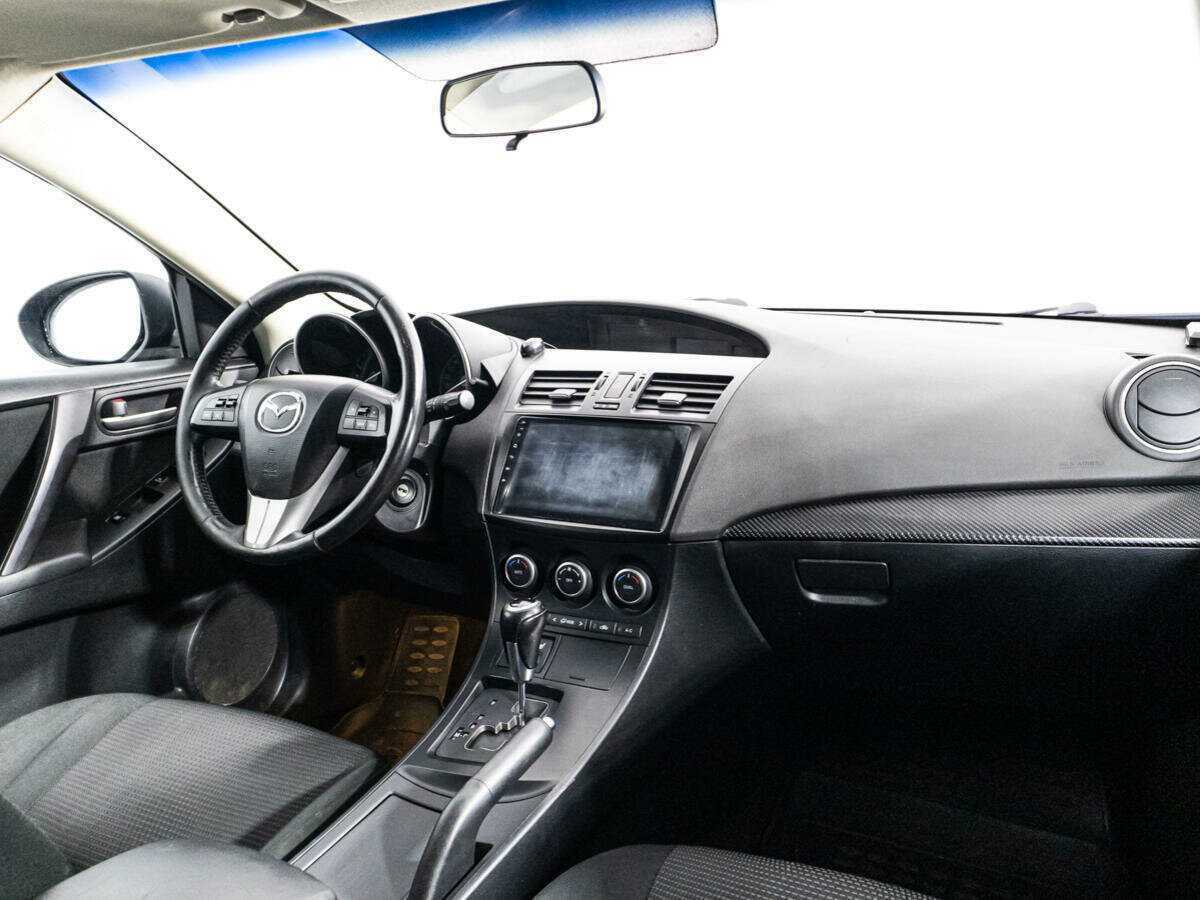 Купить Mazda 3 с пробегом. Фото: #8