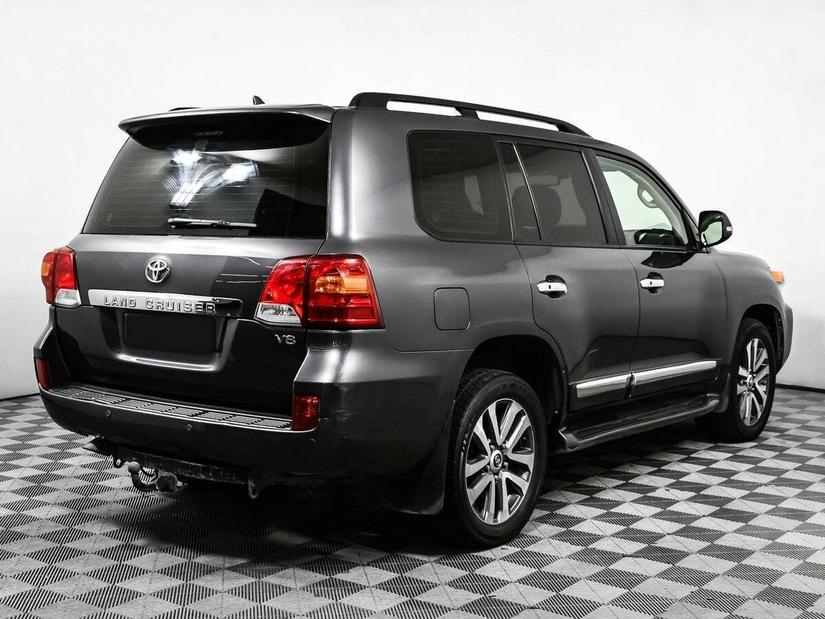 Купить Toyota Land Cruiser с пробегом. Фото: #4