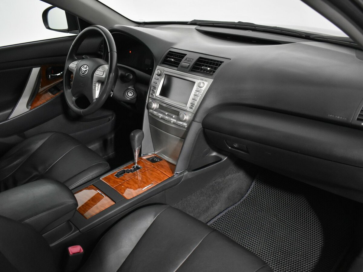 Купить Toyota Camry с пробегом. Фото: #13