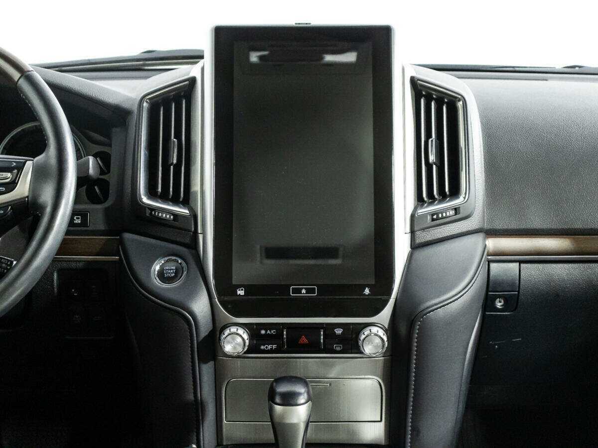 Купить Toyota Land Cruiser с пробегом. Фото: #12