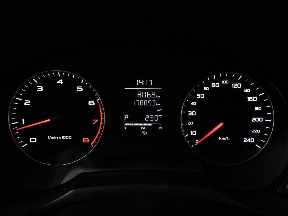 Купить Audi A1 с пробегом. Фото: #11