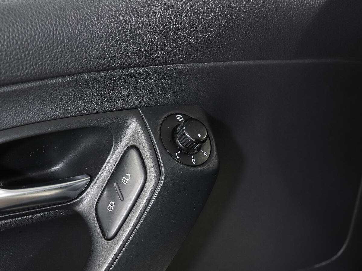 Купить Volkswagen Polo с пробегом. Фото: #14