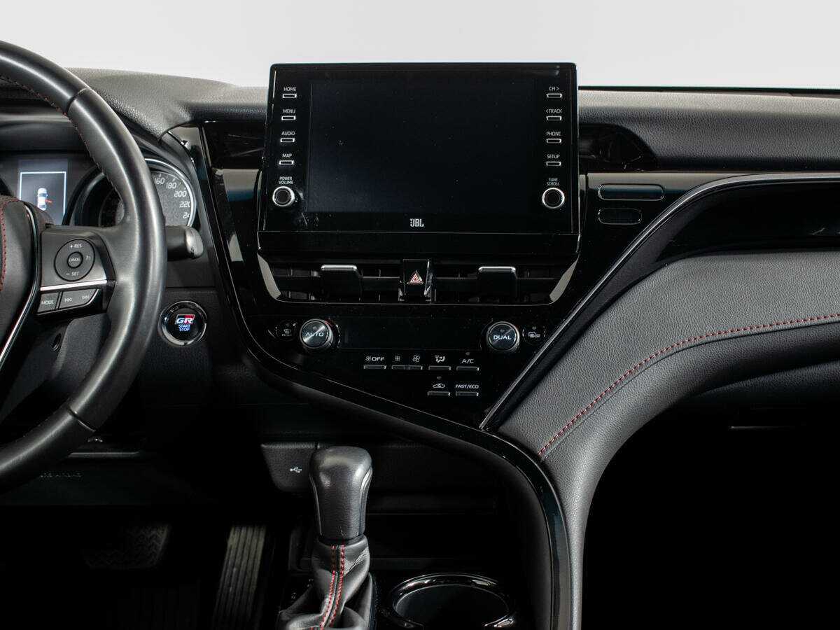Купить Toyota Camry с пробегом. Фото: #10
