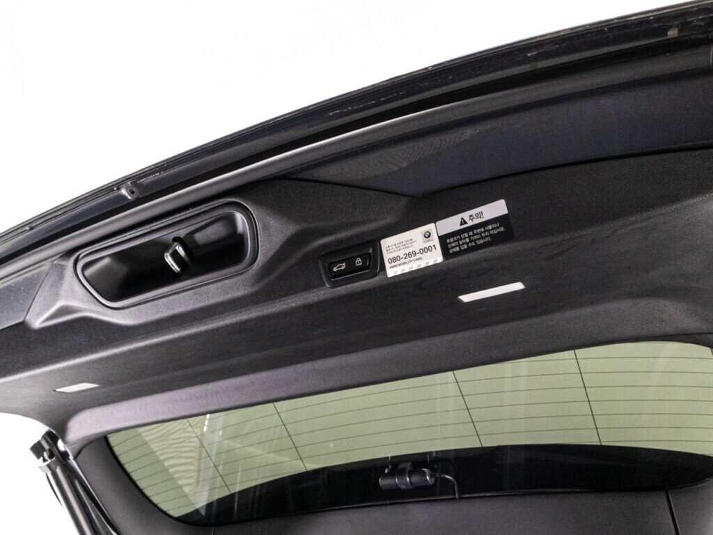 Купить BMW X5 с пробегом. Фото: #12