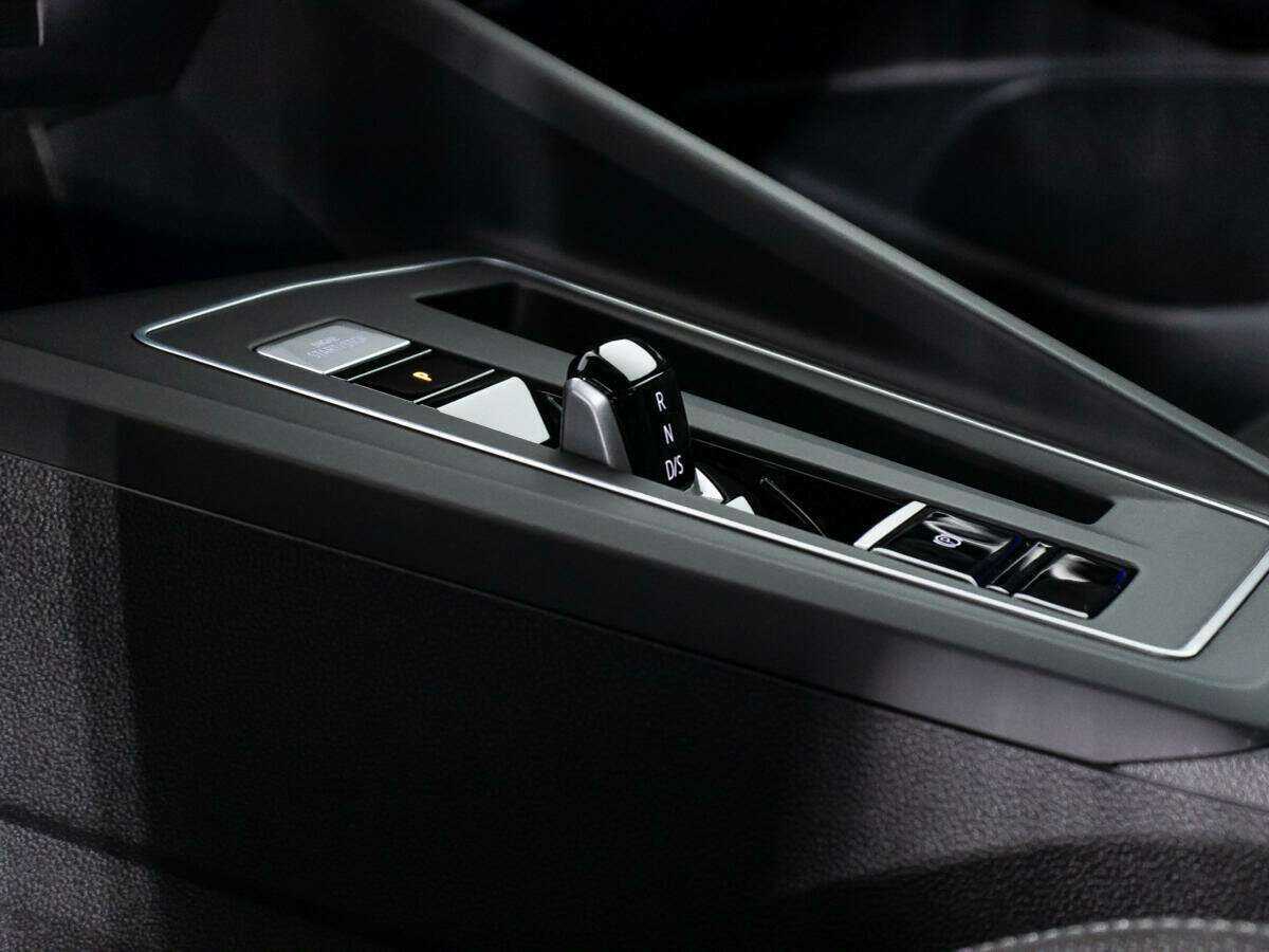 Купить Volkswagen Golf с пробегом. Фото: #16