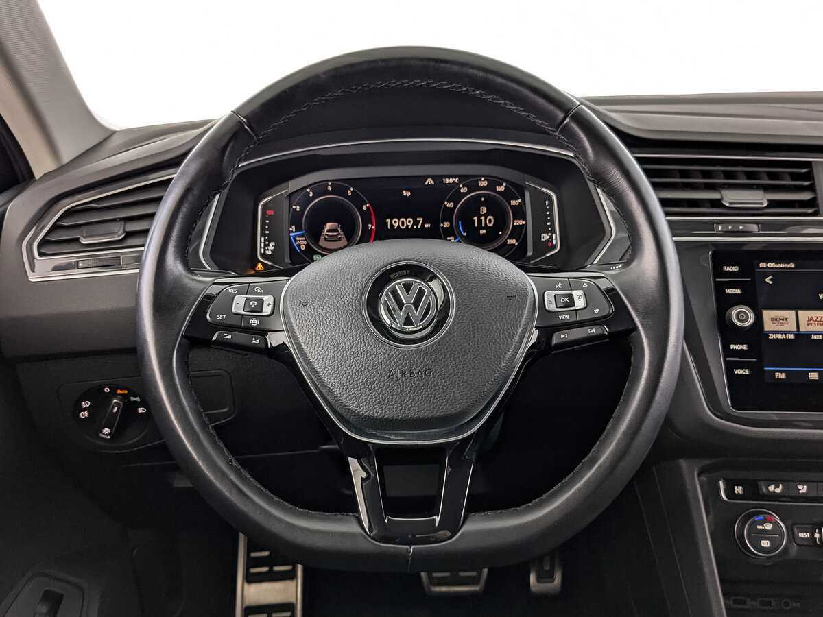 Купить Volkswagen Tiguan с пробегом. Фото: #20