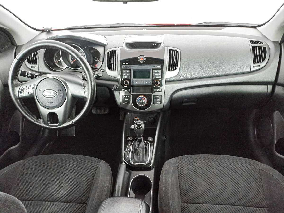 Купить Kia Cerato с пробегом. Фото: #11