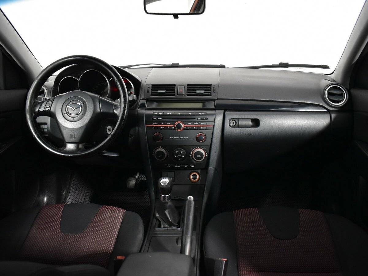 Купить Mazda 3 с пробегом. Фото: #10