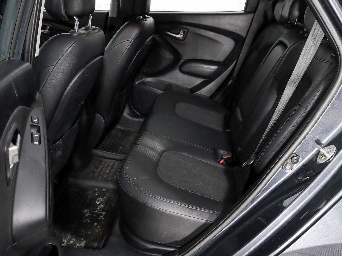 Купить Hyundai ix35 с пробегом. Фото: #9