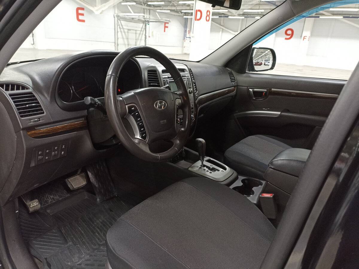 Купить Hyundai Santa Fe с пробегом. Фото: #15