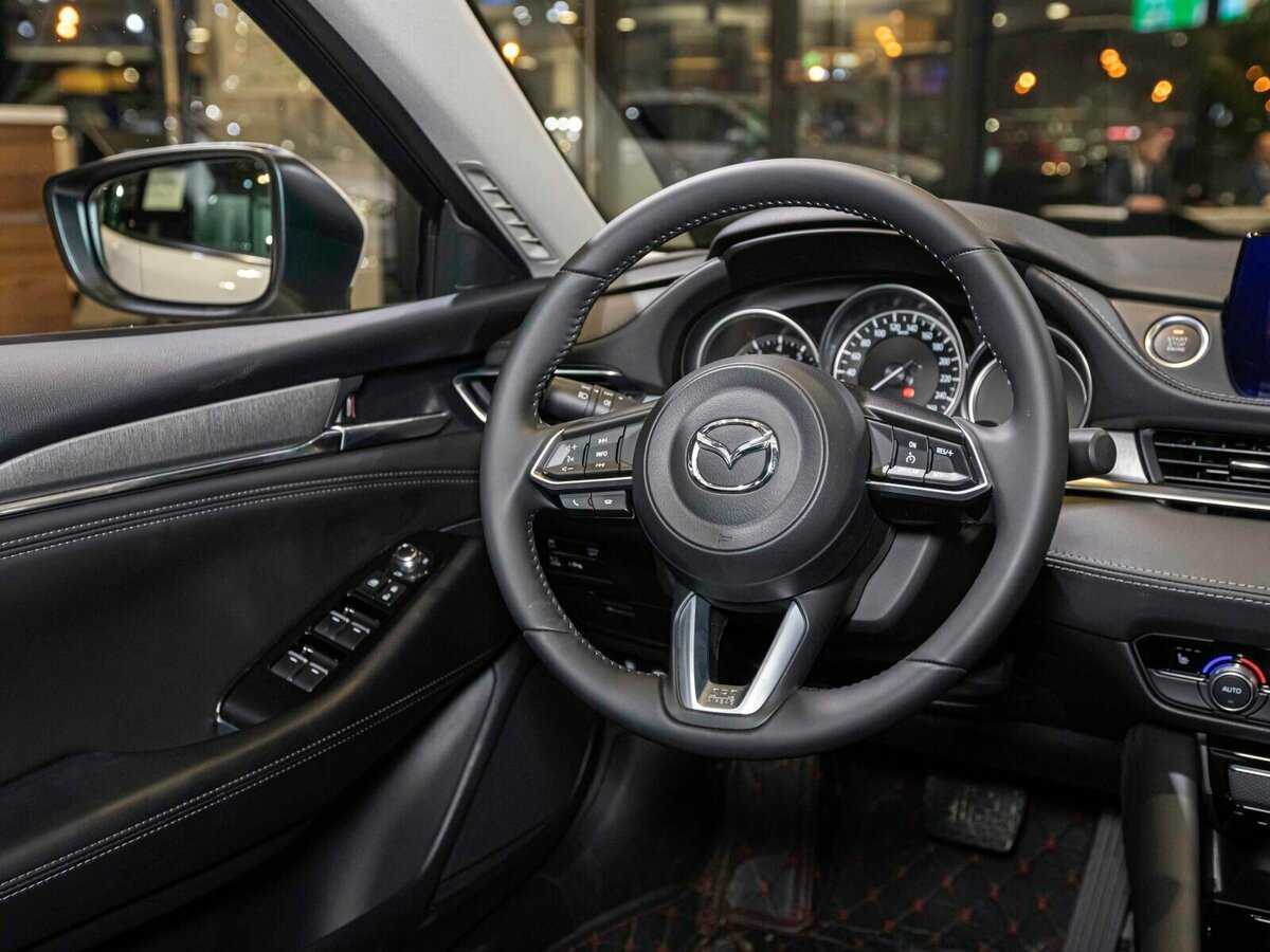 Купить Mazda 6 с пробегом. Фото: #13
