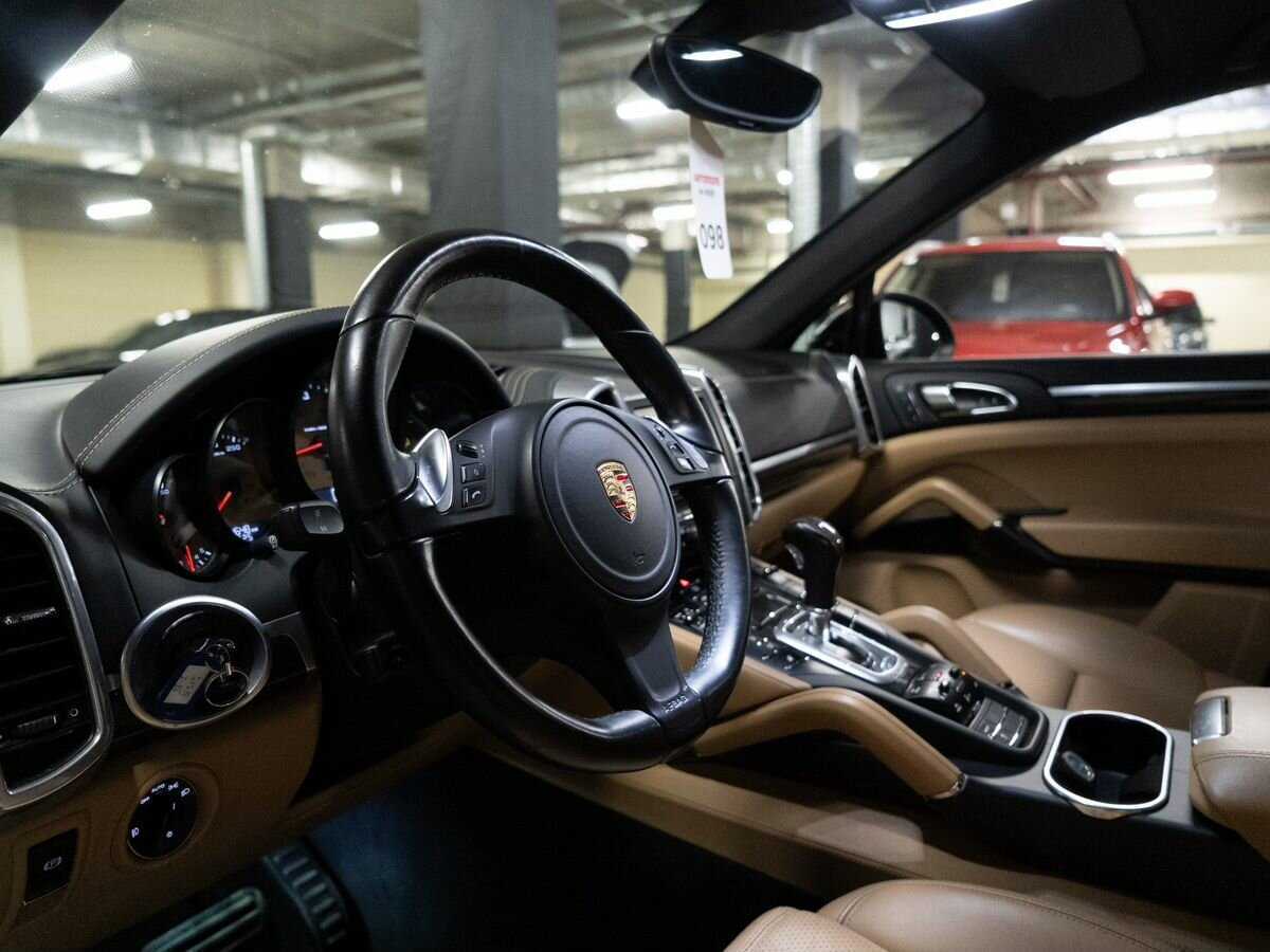 Купить Porsche Cayenne с пробегом. Фото: #8