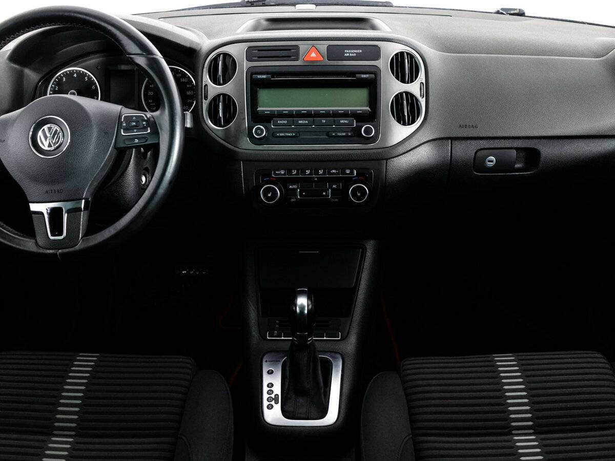 Купить Volkswagen Tiguan с пробегом. Фото: #9