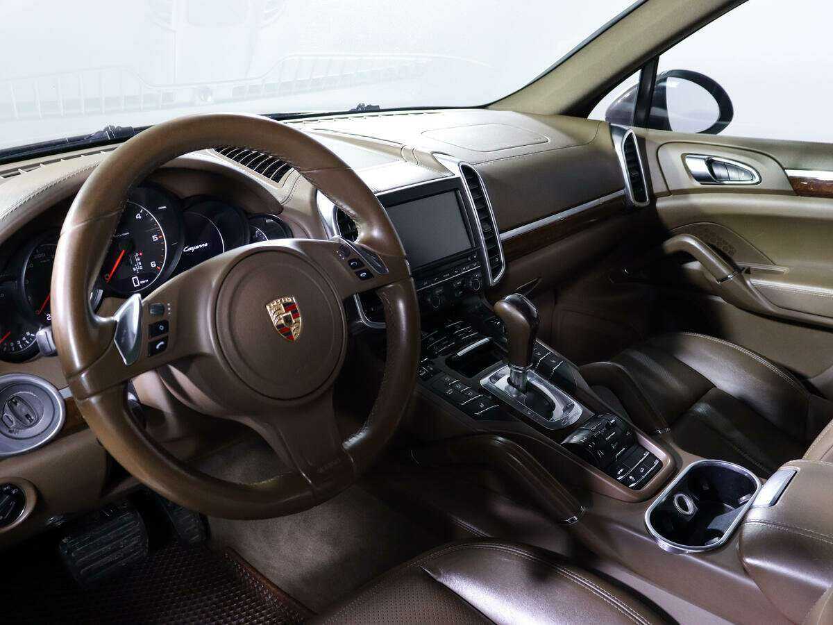 Купить Porsche Cayenne с пробегом. Фото: #12