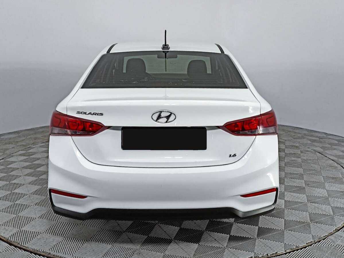 Купить Hyundai Solaris с пробегом. Фото: #5
