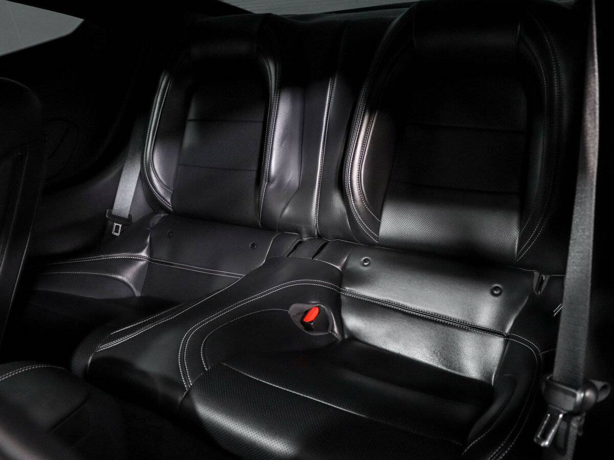 Купить Ford Mustang с пробегом. Фото: #9
