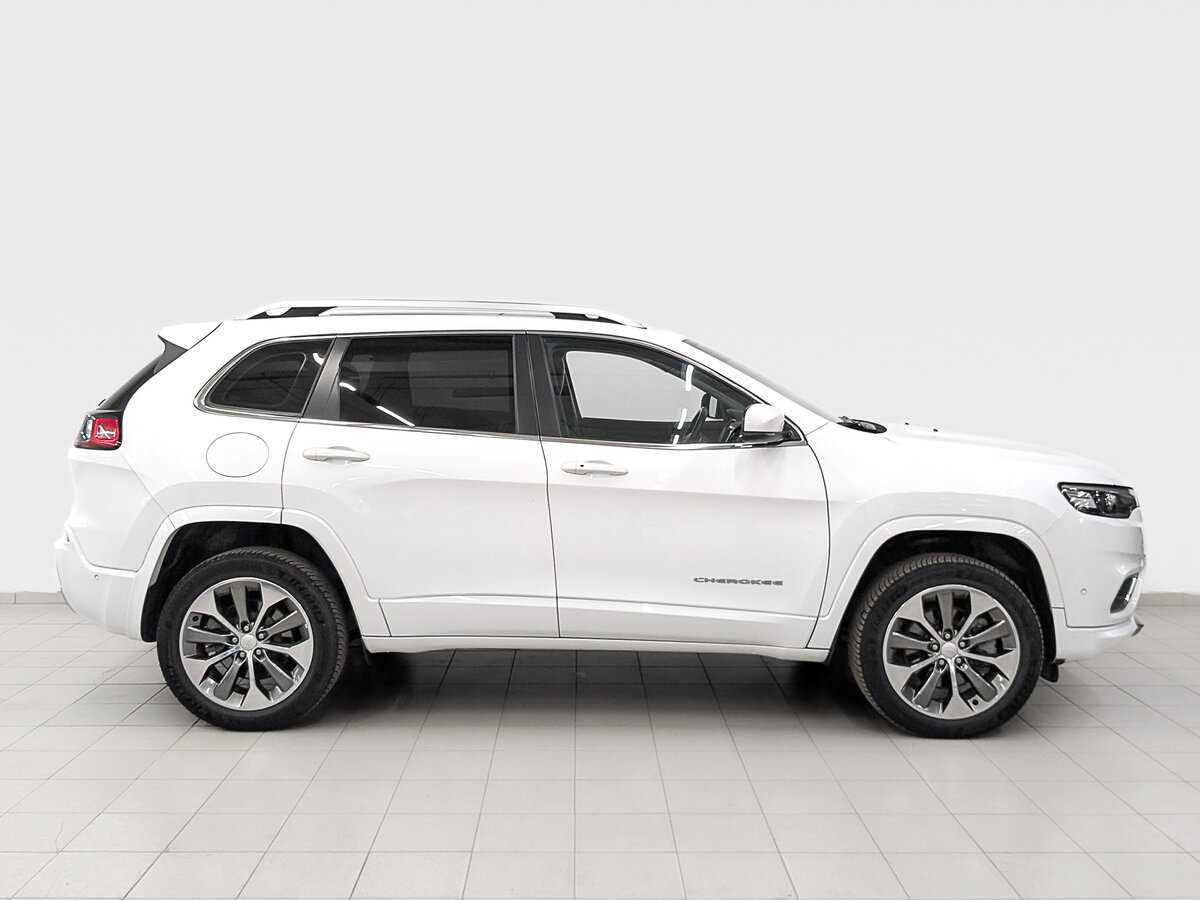Купить Jeep Cherokee с пробегом. Фото: #3
