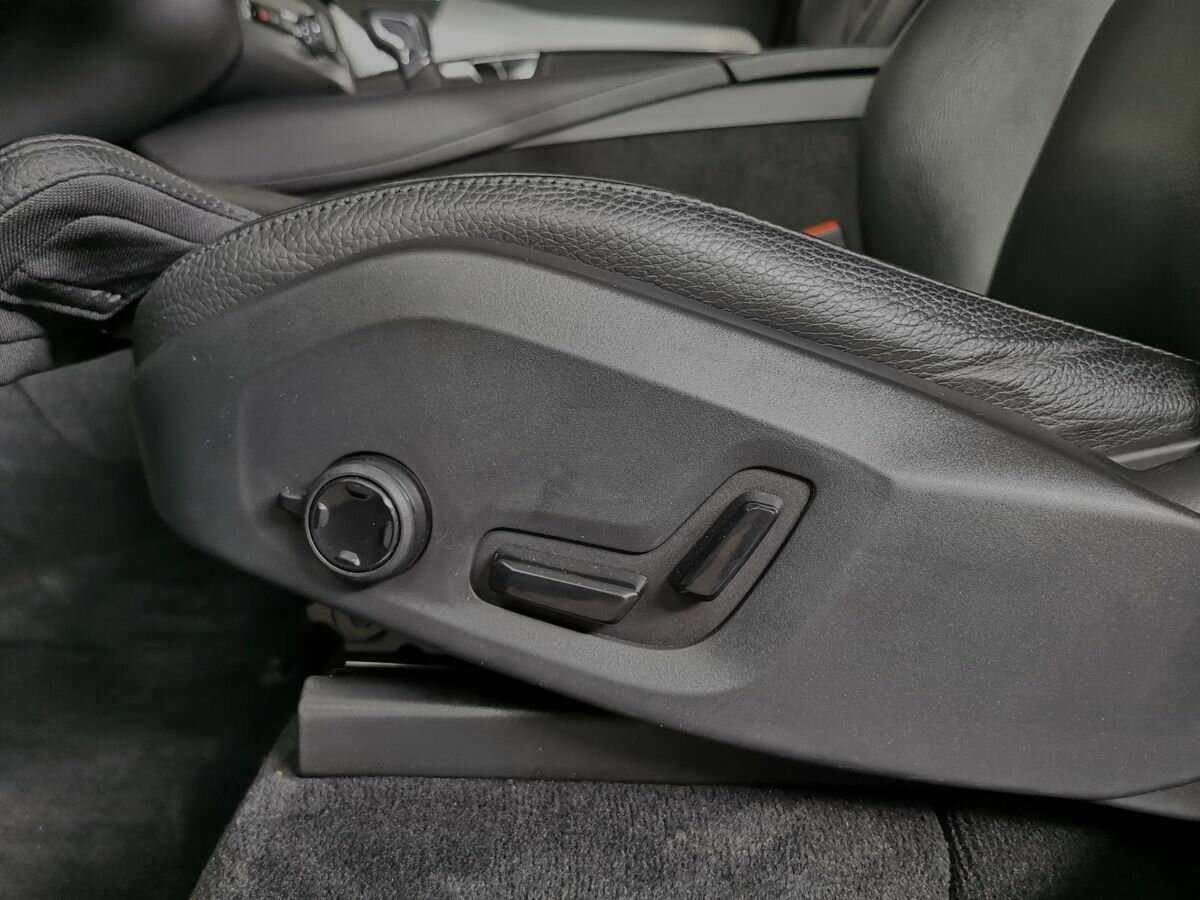 Купить Volvo XC90 с пробегом. Фото: #16