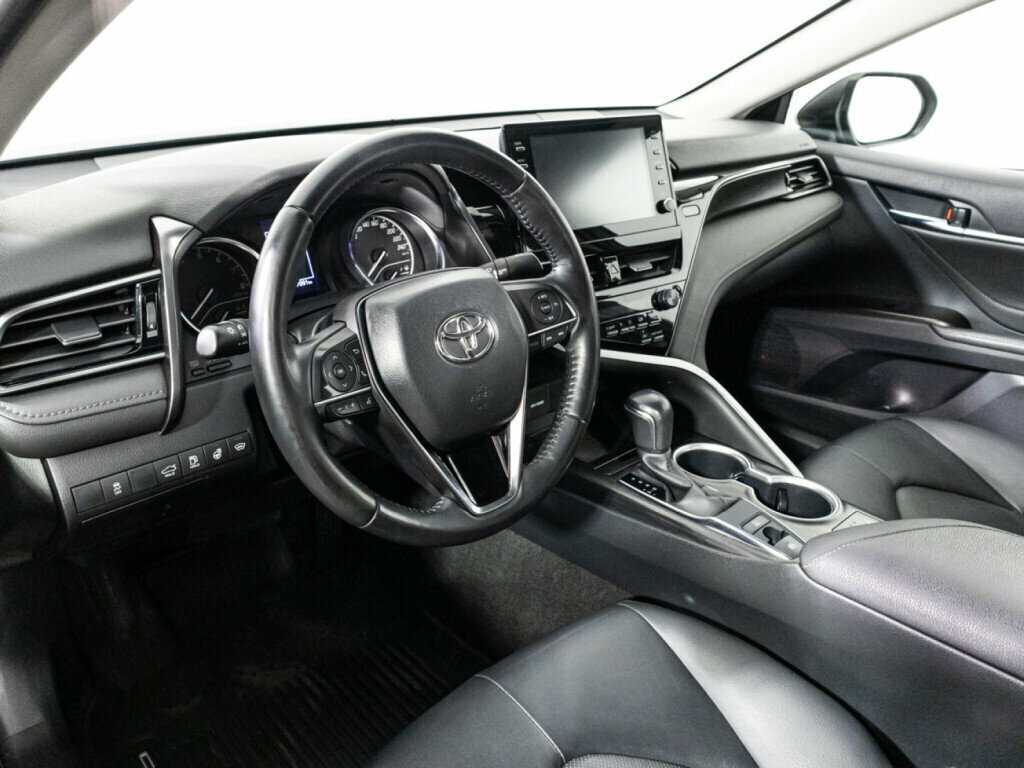 Купить Toyota Camry с пробегом. Фото: #10