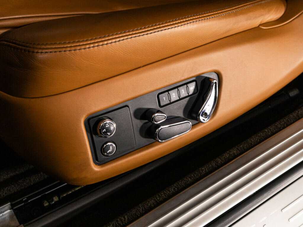 Купить Bentley Continental GT с пробегом. Фото: #27