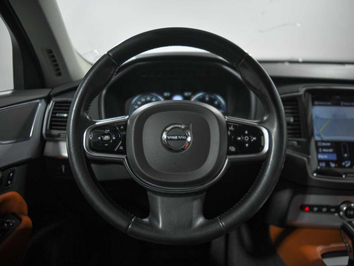 Купить Volvo XC90 с пробегом. Фото: #9