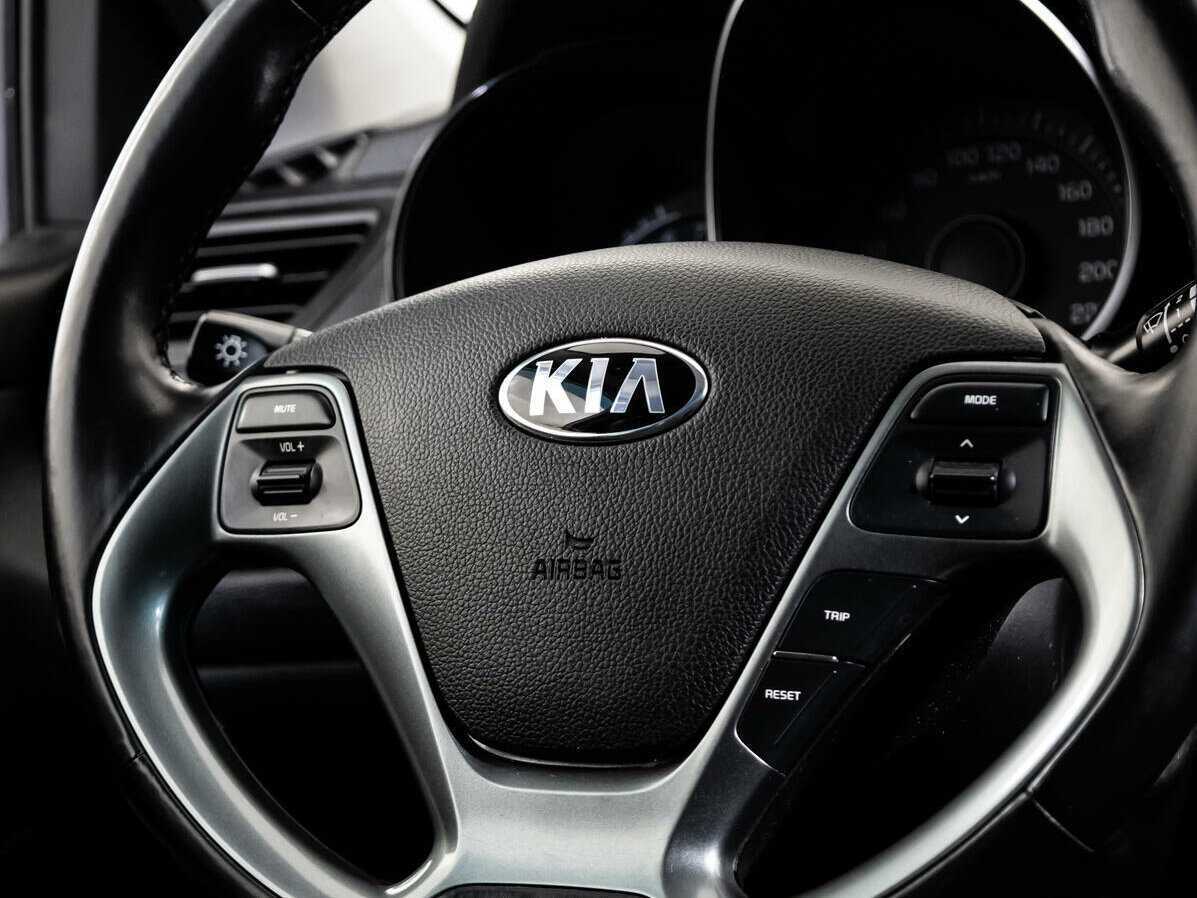 Купить Kia Rio с пробегом. Фото: #11