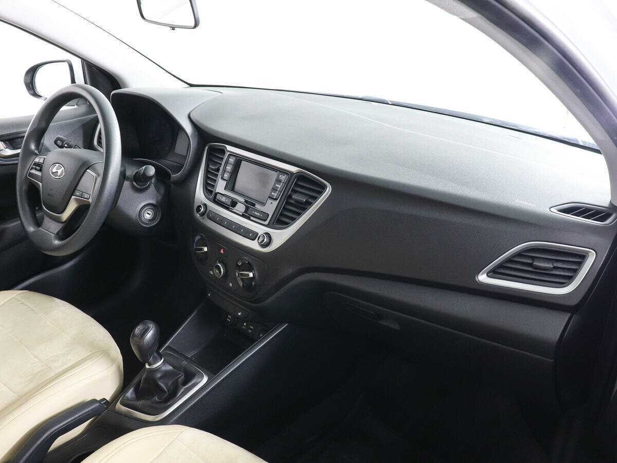Купить Hyundai Solaris с пробегом. Фото: #9
