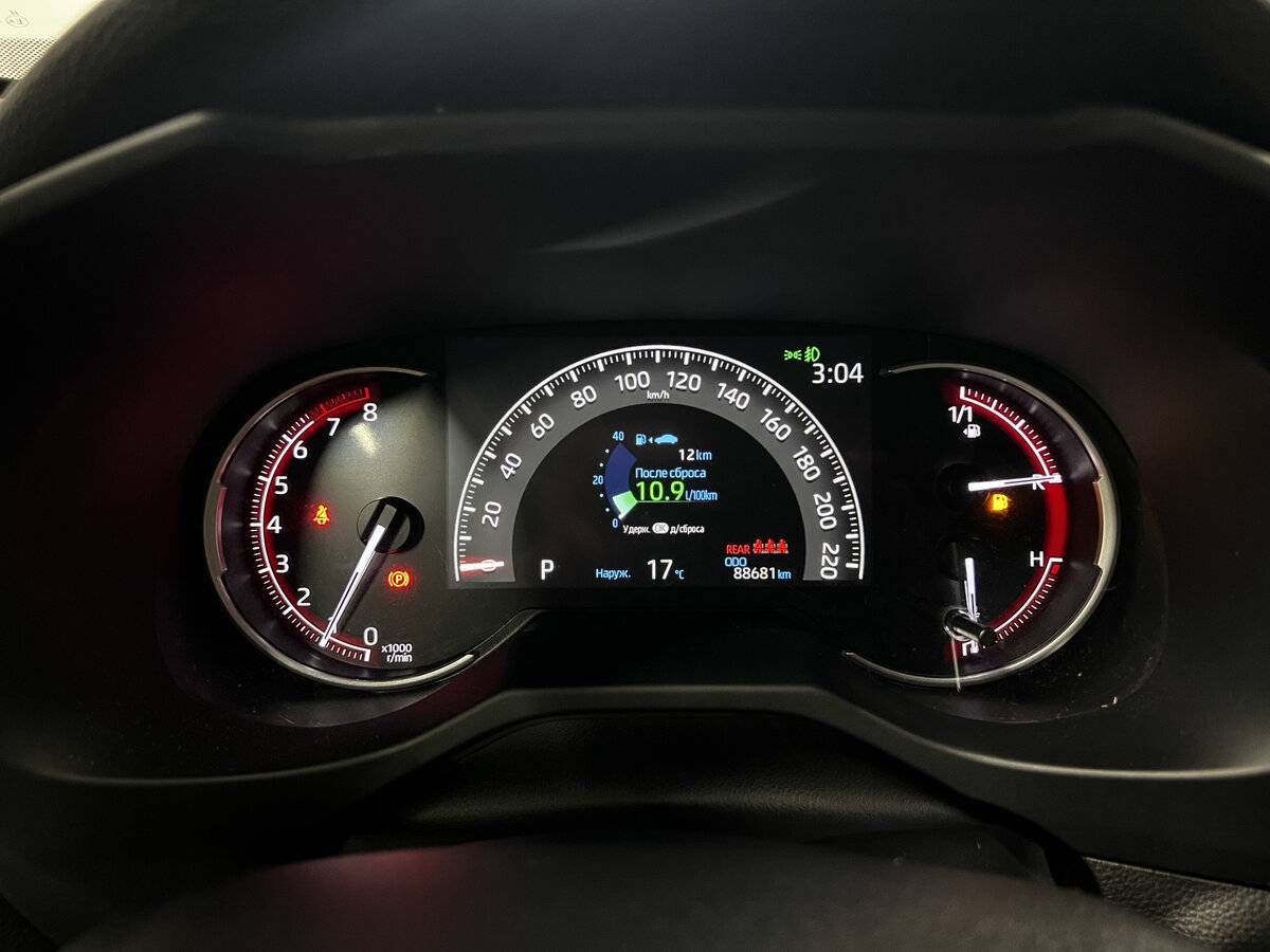 Купить Toyota RAV4 с пробегом. Фото: #12