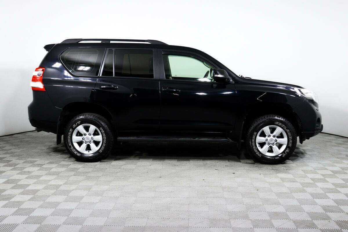 Купить Toyota Land Cruiser Prado с пробегом. Фото: #2